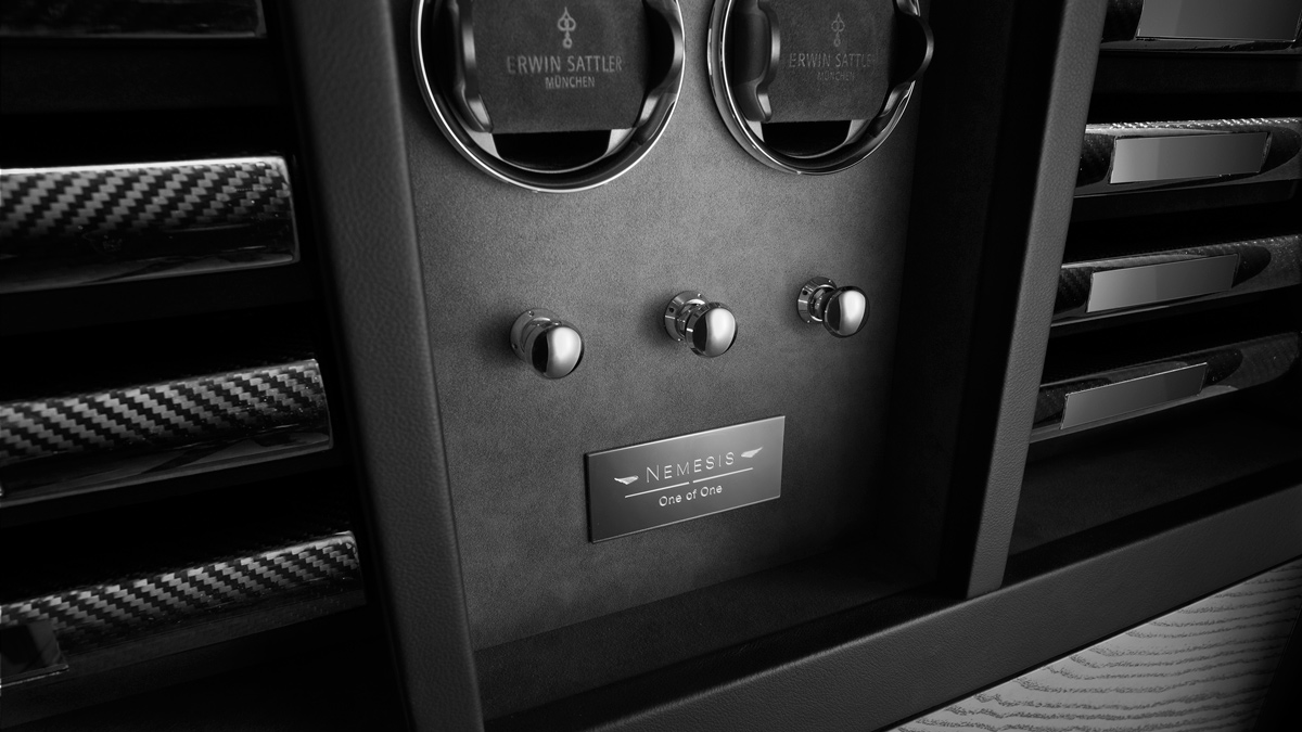 Nemesis with 300 SL buttons